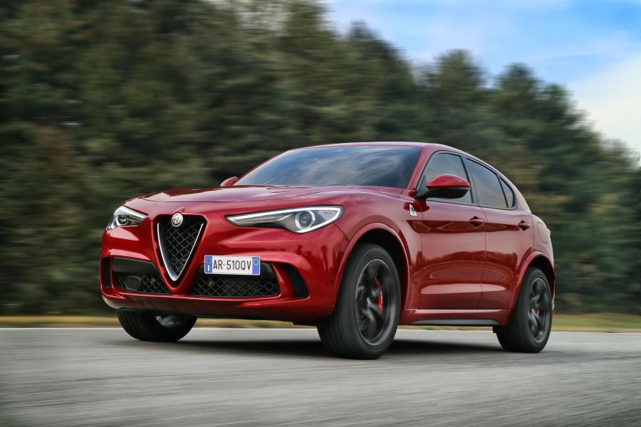  Alfa Romeo Stelvio Quadrifoglio (949) 2017 года  (WW) (фото 39 из 51)